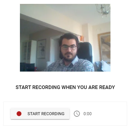 Webcam vidyo kaydı ile adayın kendi kendini kaydederek mülakat tarzında tasarlanmış soru